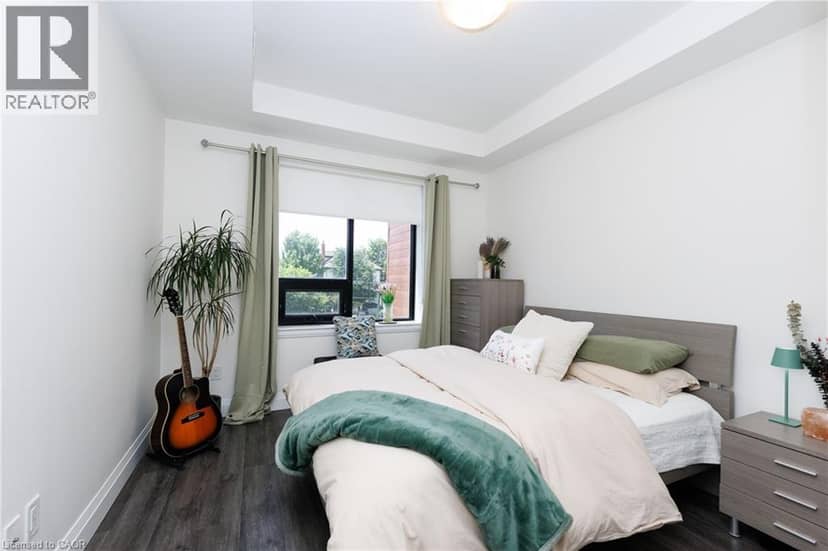 30 HAMILTON Street S Unit# 201 — photo 9 of 40