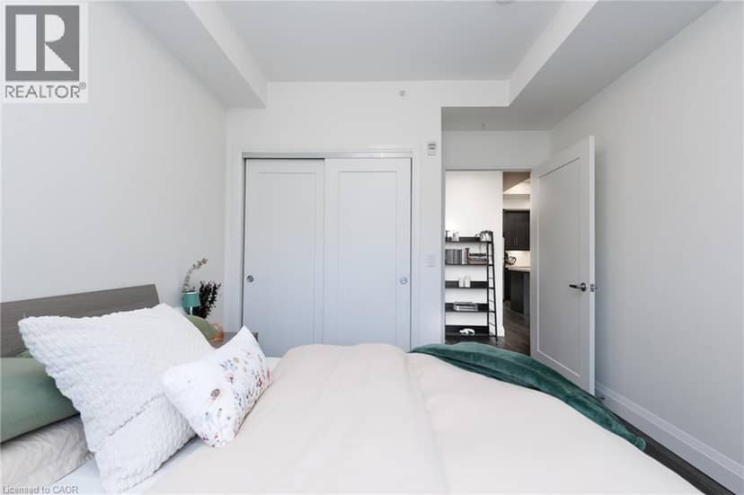 30 HAMILTON Street S Unit# 201 — photo 11 of 40