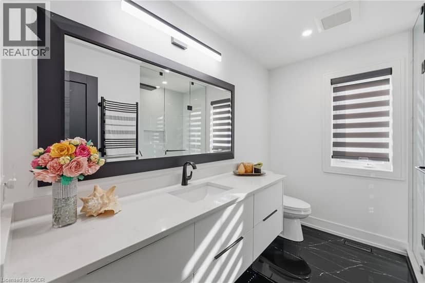 14 BERGENSTEIN Crescent — photo 31 of 40