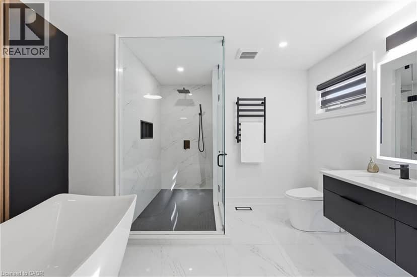 14 BERGENSTEIN Crescent — photo 28 of 40