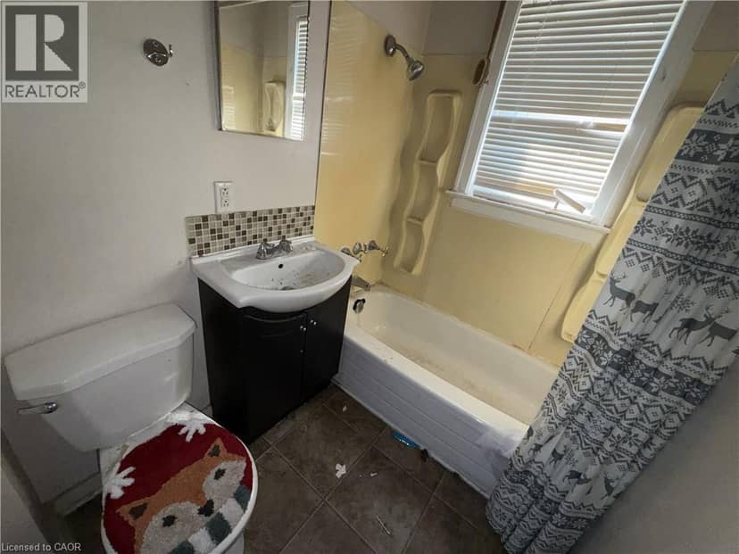 36 WALLACE Terrace — photo 11 of 20