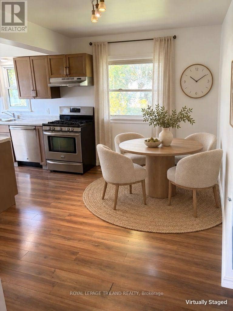 1678 Dale Street, London East, photo 4