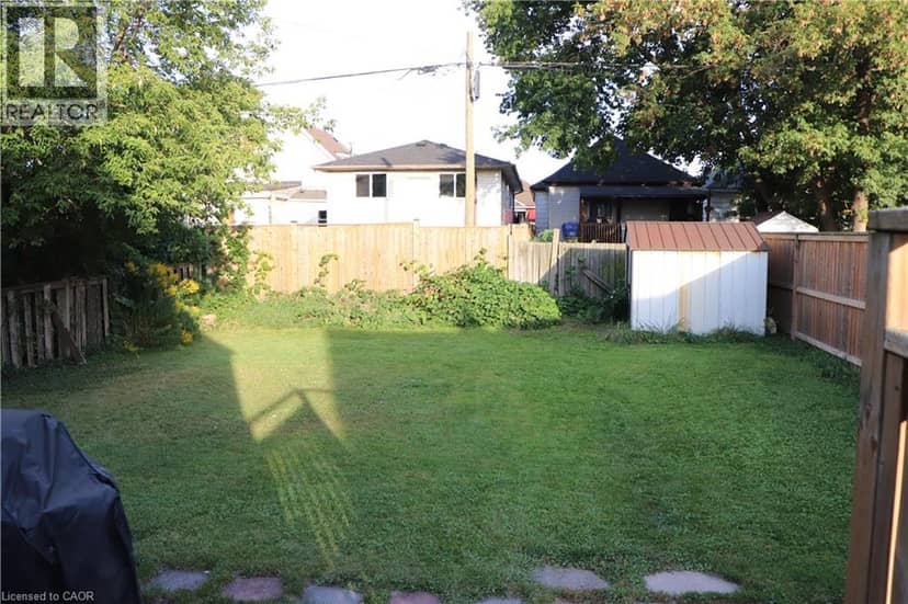 348 WEIR Street N — photo 4 of 27