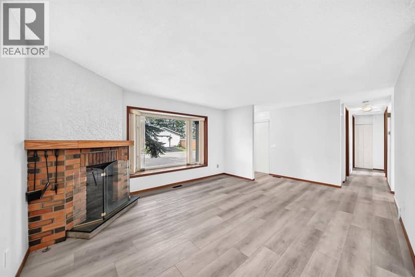 947 Maitland Way NE — photo 15 of 38