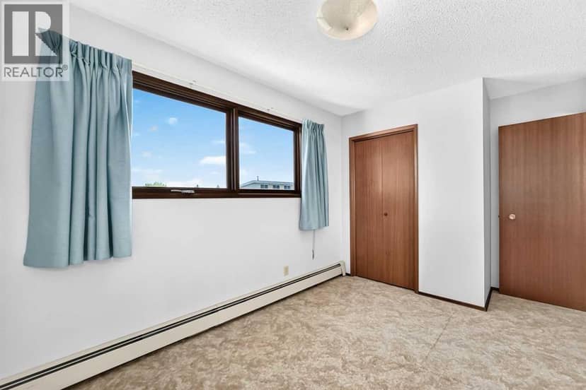 4632 Montana Drive NW — photo 15 of 38