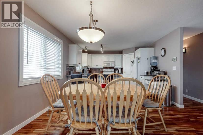 14 Kingston Drive — photo 11 of 40