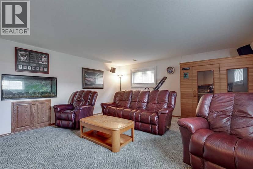 14 Kingston Drive — photo 31 of 40