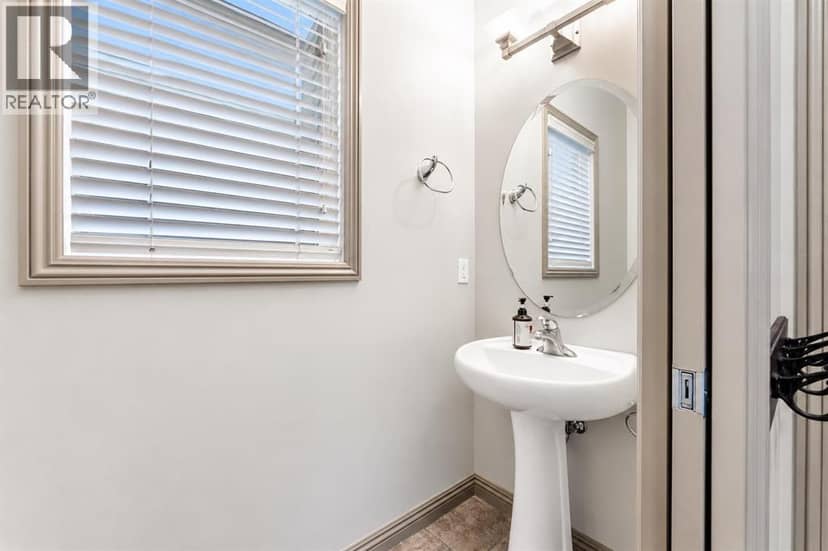 51 Chapalina Terrace SE, Calgary, photo 8