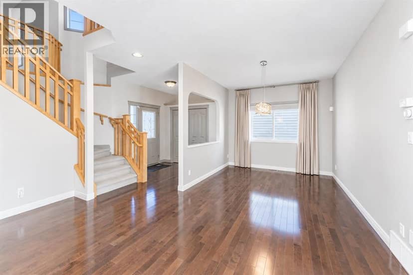 51 Chapalina Terrace SE, Calgary, photo 2