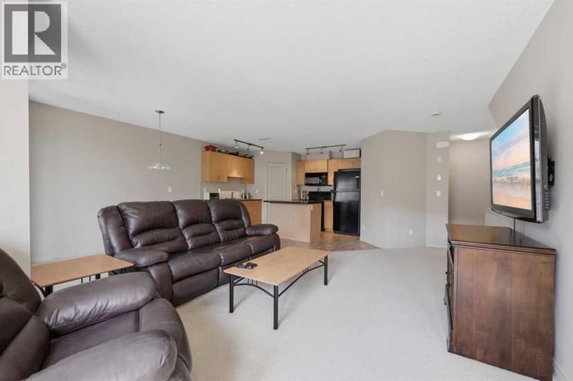 18 Auburn Bay Common SE, Calgary