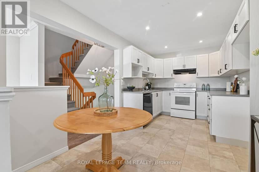 116 Heritage Place — photo 13 of 40