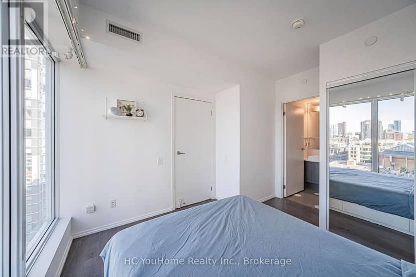 2110 - 68 Shuter Street — photo 28 of 40