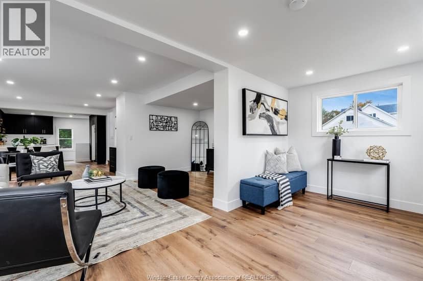 30 Askew STREET — photo 3 of 40