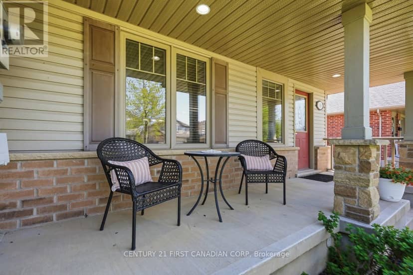30 Pear Tree Avenue — photo 8 of 40