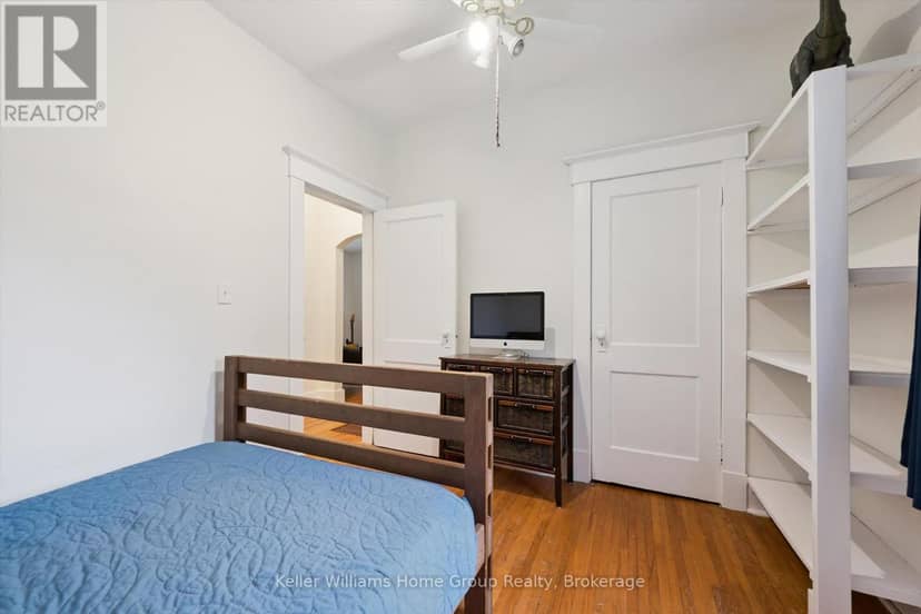 298 Cameron Street N — photo 13 of 40