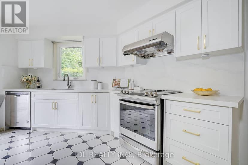 20 Mossgrove Trail — photo 17 of 40