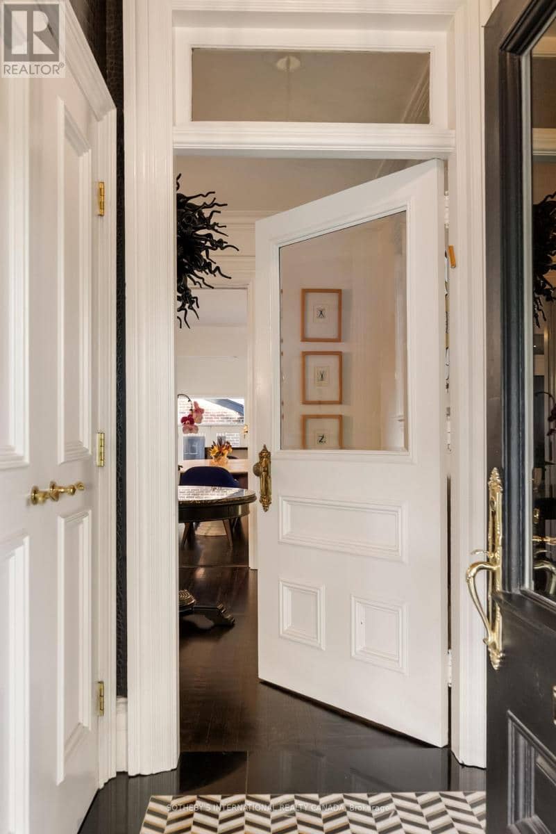 92 Woodlawn Avenue W, Toronto, photo 3