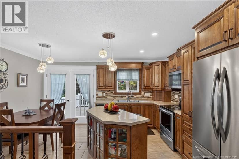 1581 Val-d'Amour Chemin — photo 2 of 29