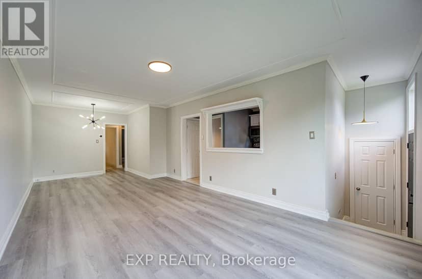 167 Taylor Mills Drive N, Richmond Hill, photo 3