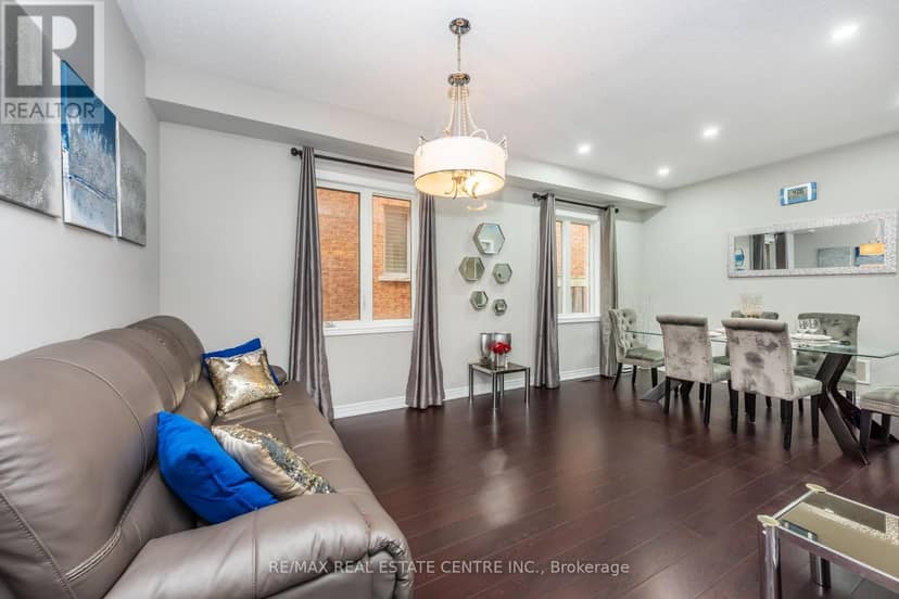 456 Laundon Terrace — photo 10 of 40
