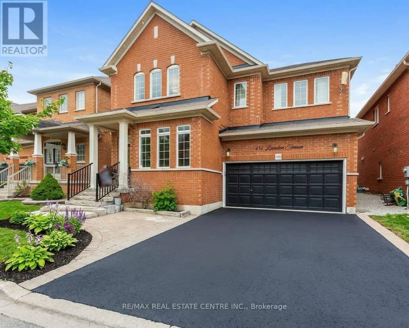 456 Laundon Terrace, Milton, photo 2