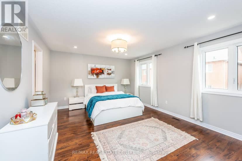 456 Laundon Terrace — photo 37 of 40