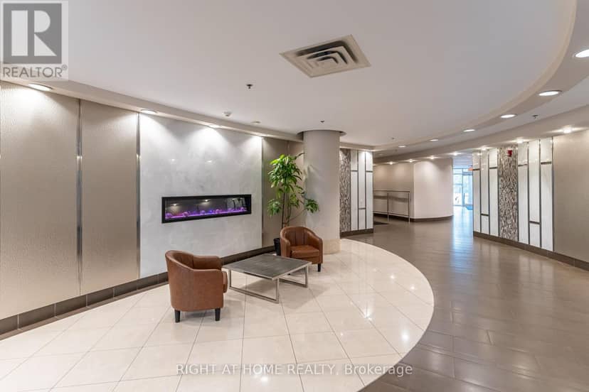 1405 - 70 Absolute Avenue — photo 32 of 40