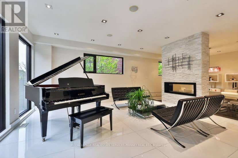 647 Montbeck Crescent, Mississauga, photo 8