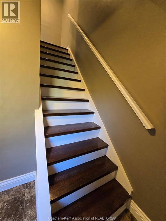 184 Chippewa Drive — photo 22 of 40