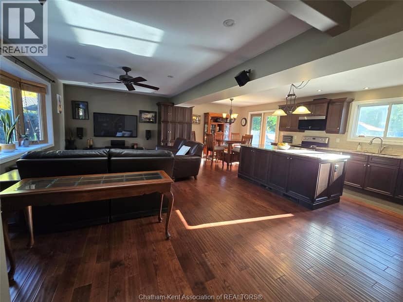 184 Chippewa Drive — photo 9 of 40