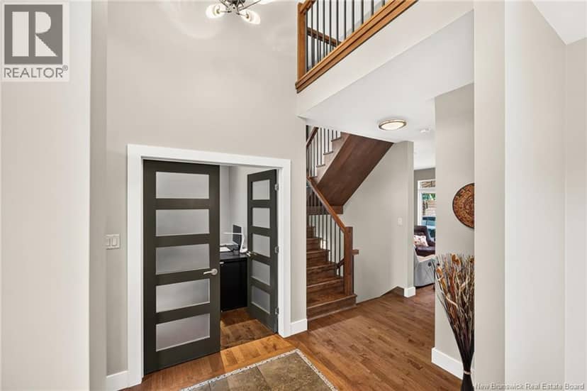 76 Maurice Crescent — photo 19 of 40