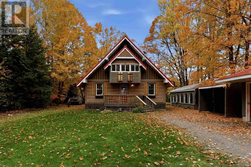 816 Pine Shores RD, Goulais River