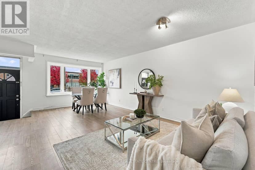 21 Glass Drive, Aurora, photo 6