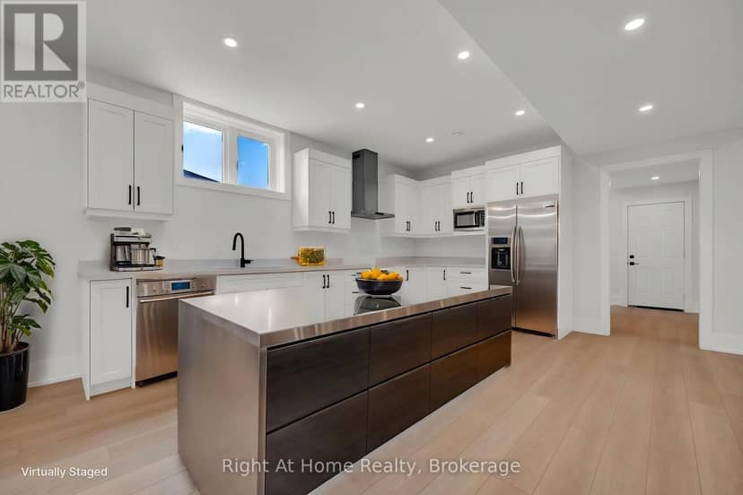 213 Suzanne Mess Boulevard — photo 31 of 40