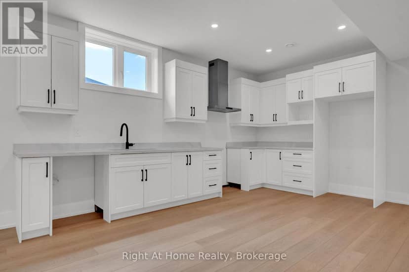 213 Suzanne Mess Boulevard — photo 32 of 40