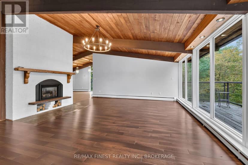 11 Edgewood Road, Loyalist, photo 4