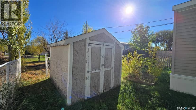 16 Walters COURT — photo 4 of 27