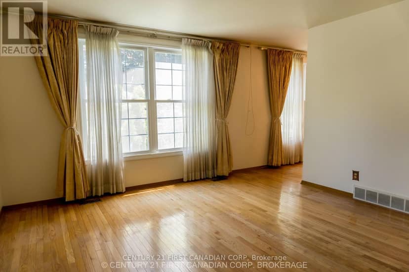 1095 Prince George Road — photo 16 of 40