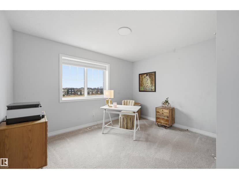 2520 206 ST NW — photo 34 of 40