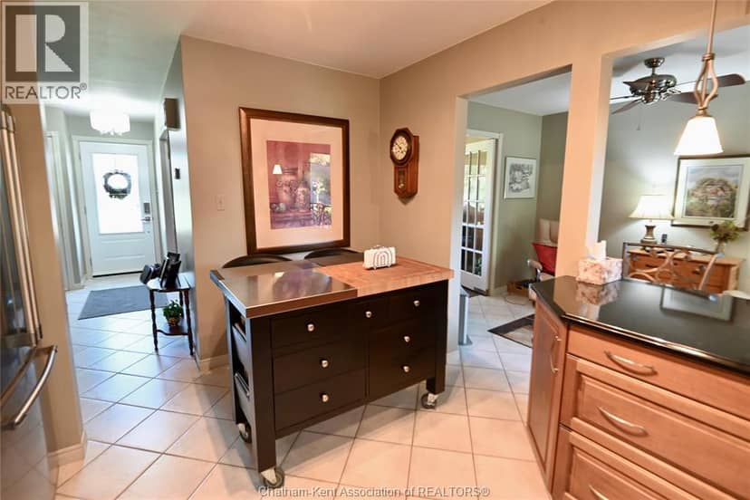 59 Oak STREET — photo 15 of 40