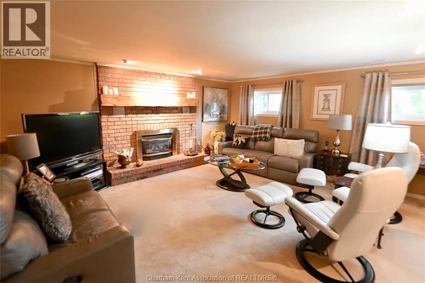 59 Oak STREET — photo 26 of 40