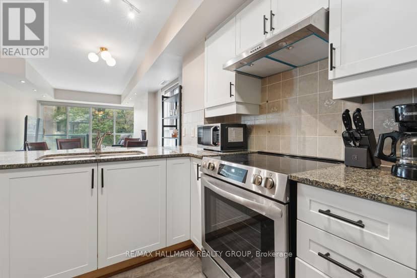 302 - 445 Laurier Avenue W — photo 9 of 27