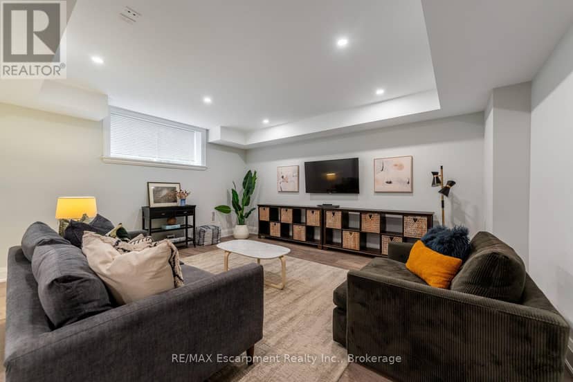 1394 Waverly Avenue — photo 39 of 40