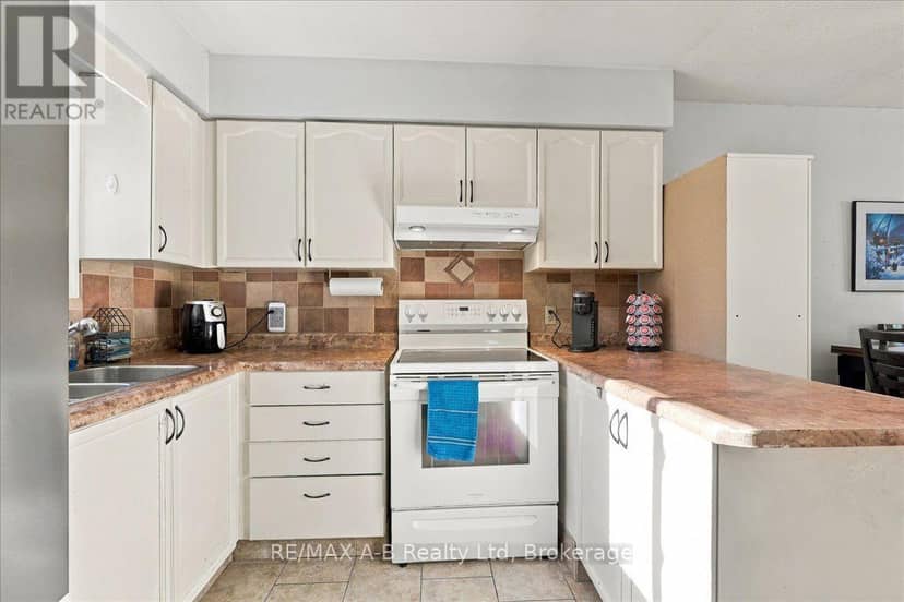 129B Mitchell Court — photo 12 of 40
