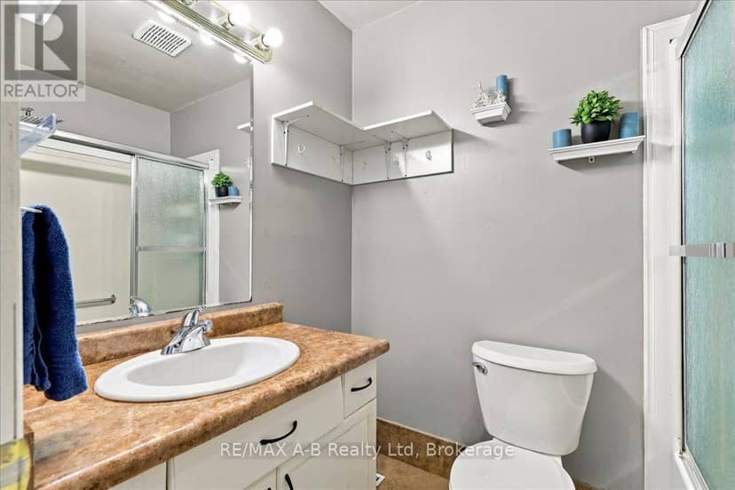 129B Mitchell Court — photo 16 of 40