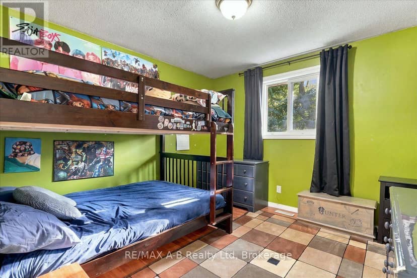 129B Mitchell Court — photo 21 of 40