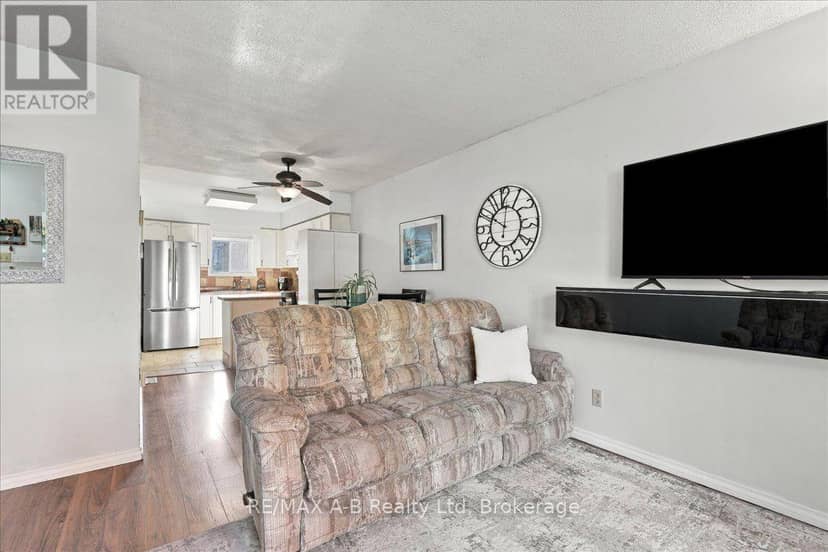 129B Mitchell Court — photo 7 of 40