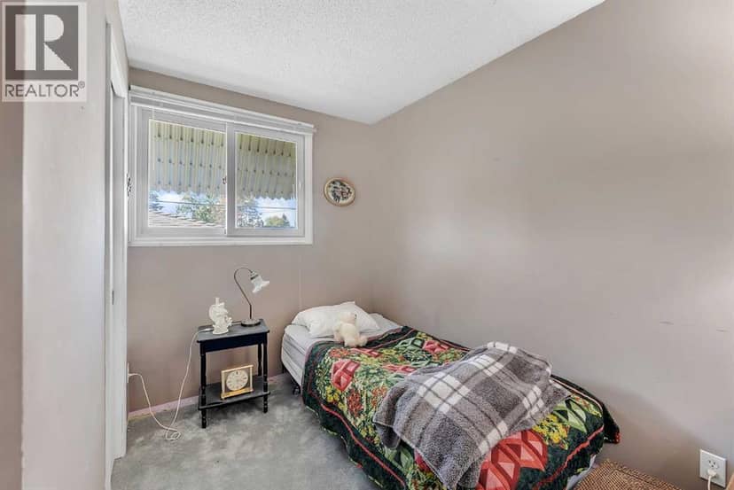 707 Fortalice Crescent SE — photo 22 of 40