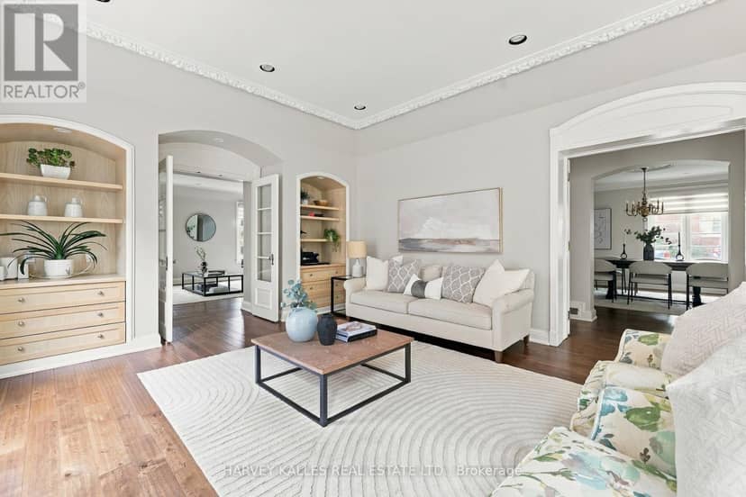 148 Strathallan Boulevard — photo 14 of 40