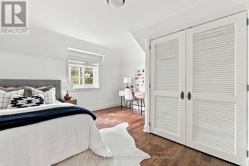148 Strathallan Boulevard — photo 35 of 40